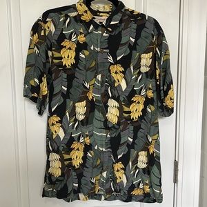 Tommy Bahama Mens shirt size S